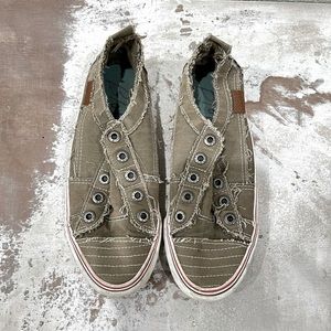 Army green, size 7 slide on sneakers, Blowfish brand!